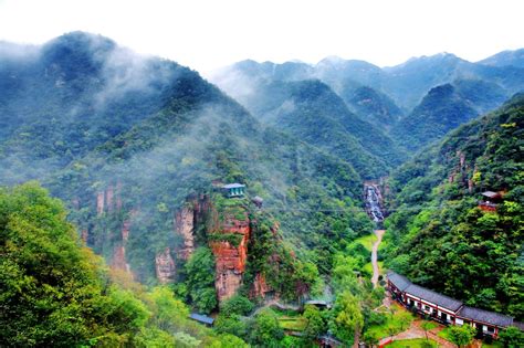 邵阳龙潭大峡谷漂流一日游公司团建活动-丫空间