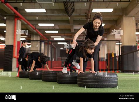 Children Exercise Class 的图像结果