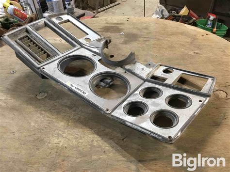 Gm Dash Panel | Collector Cars | BigIron