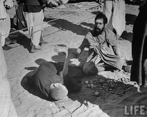 Maha Yajna prayer festival to end Second World War - March 1944 - Old ...