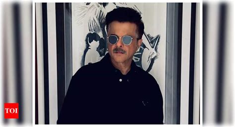 Anil Kapoor takes oxygen therapy, Anupam Kher jokingly asks, 'aap chand ...