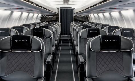 LY-CHF Boeing 737-300 - KlasJet S/N 29057