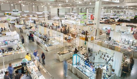 A Guide to Visiting Emerald Cove the 'Right Way'