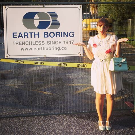 Boring Sign 的图像结果