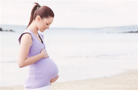How To Cope With Hot Flashes During Pregnancy: A Guide