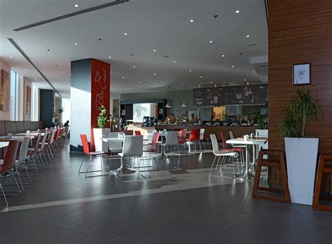 Ibis Seef Manama Shuttle Bus Service: Pictures & Reviews - Tripadvisor