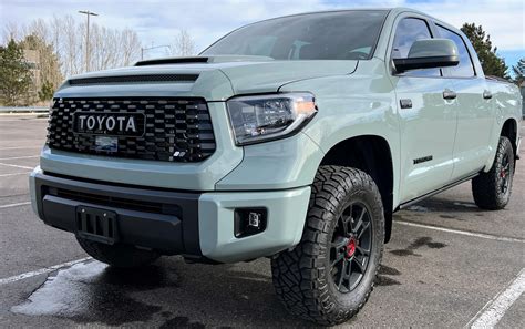 Tundras with toppers / camper shells. Anyone have one installed with a full pass thru front ...