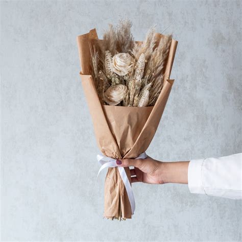 Artificial Flowers – Vaaree