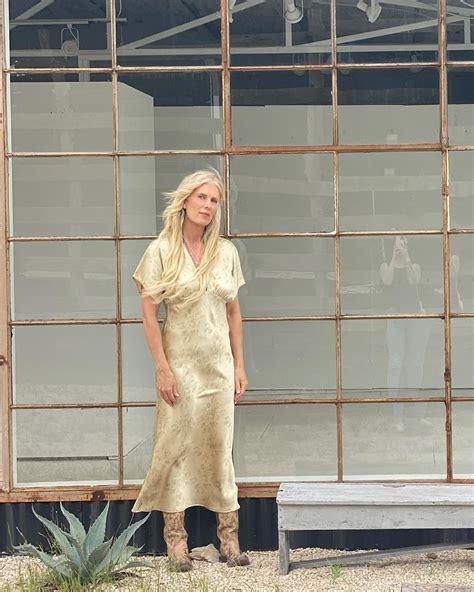 Deirdre Imus, painter | My studio is in Texas but I'm in a very cool ...