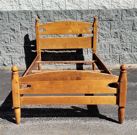 Pair 1930s Ethan Allen by Baumritter Refinished Heirloom Maple Twin Bed ...