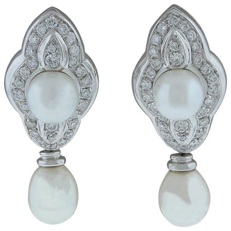 Gold Diamond Pearl Drop Earrings For Sale at 1stDibs