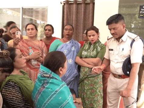 Hindu transgender leader accuses Malegaon group of coercion, HIV threat