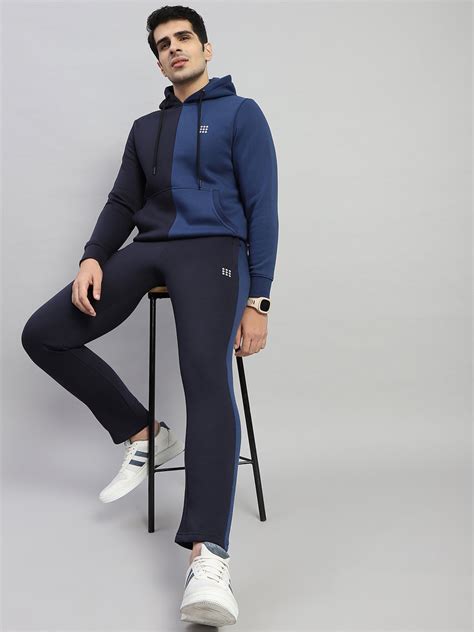 Buy Men Navy Blue Solid Hooded Full Sleeve Winter Tracksuit Online in ...