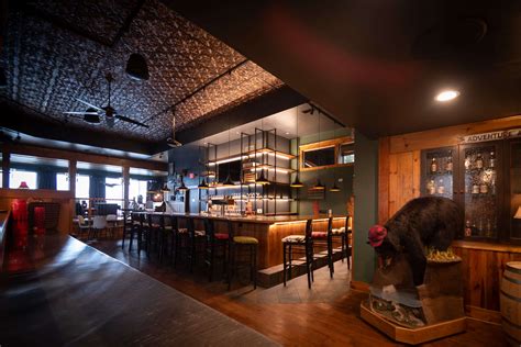 Knotty Barrel | Northwoods Luxury Lakeside Lodge Above a Supper Club ...