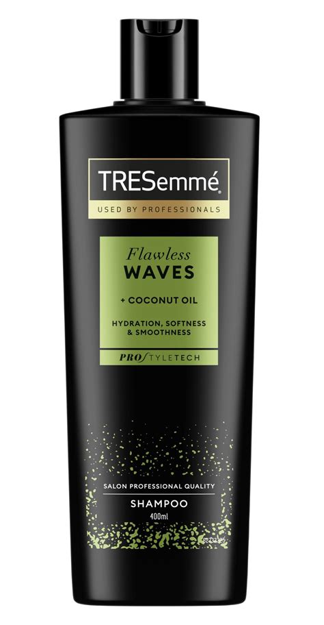 TRESemmé Flawless Waves Shampoo 400 ml | lyko.com