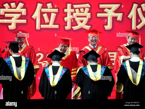 Graduates 的图像结果