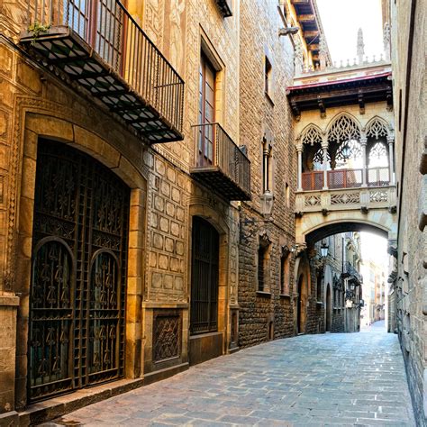 Barcelona Real Estate Gothic Quarter at Winston Blanton blog