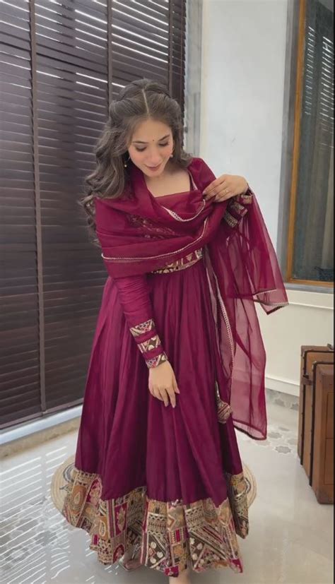 Share Luxurious Maroon Faux Blooming Embroidered Gown – bollywoodlehenga