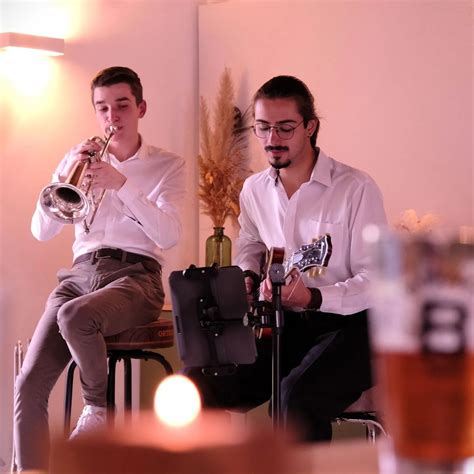 Concert de Little Jee et Jam Acoustique, Rue des Six Heures, 1457 Nil ...