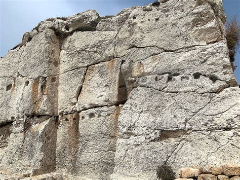 DAY TOUR TO JEITA GROTTO-HARISSA CABLE CAR & BYBLOS CASTLE (2026) All ...