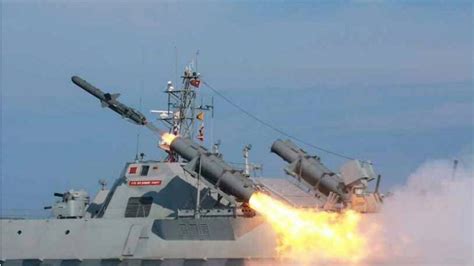 巴基斯坦军演动用中国反舰导弹 英国造战舰被“一发入魂”_新闻中心_中国网