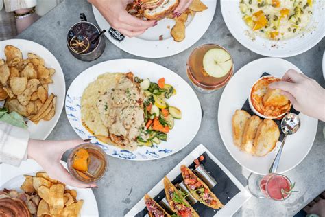 Location | Frisco, TX - The Common Table - American Restaurant in TX