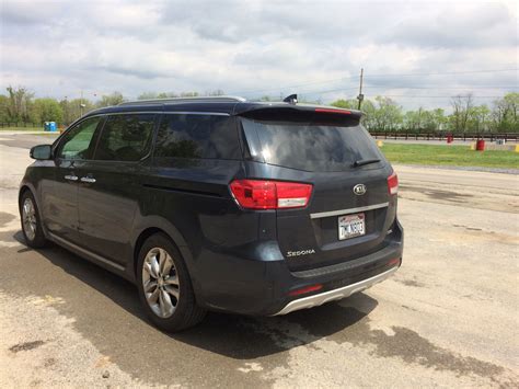 Kia’s redesigned 2016 Sedona seeks to redefine the minivan - WTOP News