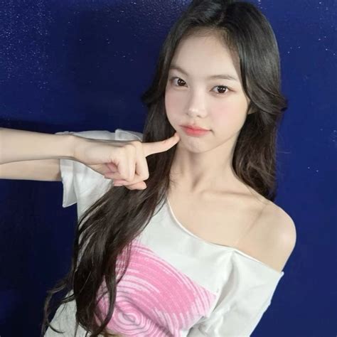 Pin by ra on ian h2h in 2025 | H2h, Kpop, Pretty