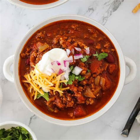 High Protein Turkey Chili Recipe (Macro Friendly)