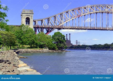 The Hell Gate Bridge (East River Arch Bridge) in New York City Stock ...