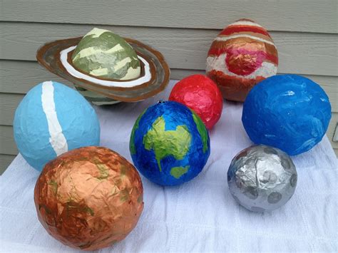 Planets Using Paper Mache 的图像结果