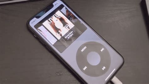 App voegt iPod Classic-draaischijf toe aan iPhone-schermen - Beeld en ...