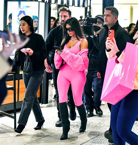 KIM KARDASHIAN at Skims Pop-Up Valentine's Day Shop Opening at The ...