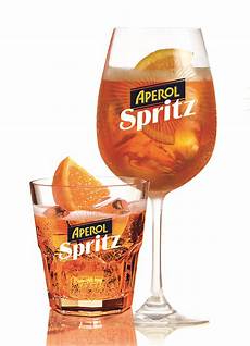 bicchieri aperol spritz aperol spritz e dj set baia di bicchieri aperol spritz aperol spritz e dj set baia di