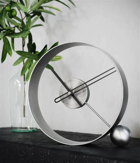 Ball and Ring table clock silver – WoodenTwist