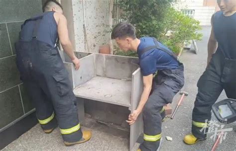 杭州居民家门口地面80℃ 消防员挖俩小时发现... - 全球新闻流 - 六度世界