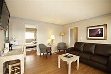 Living Rooms Bedrooms Dinettes by Two Bedroom Living Room At Inn At Sunset Cliffs Living Rooms Bedrooms Dinettes
