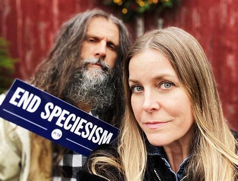 Sheri Moon Zombie Con I Dreadlocks