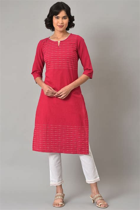 Buy Maroon Cotton Dobby kurta With White Trousers Online for Woman ...