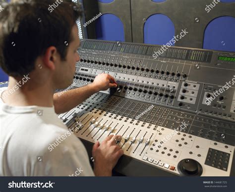 What Is An Audio Video Technician at John Heidt blog