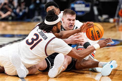 St. Mary's vs Vanderbilt prediction, picks, how to watch March Madness