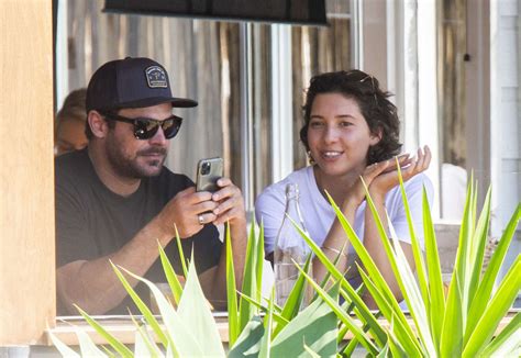 Zac Efron Spotted in Australia with Vanessa Valladares
