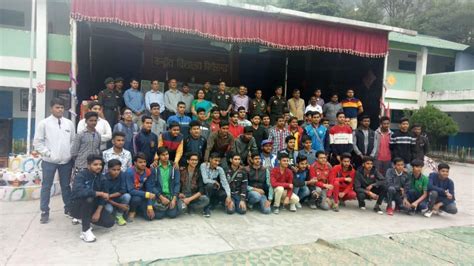 Indian Army organises tour to border areas for 50 students of Kendriya ...