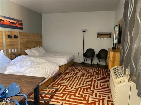 KANAB SUITES (Utah) - Specialty Inn Reviews, Photos, Rate Comparison ...
