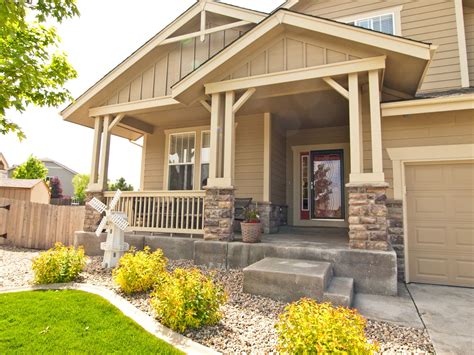 Covered Front Porch Design Ideas