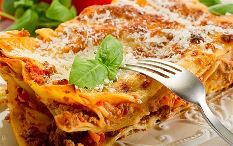 Echte italienische Lasagne   Rezept   GuteKueche.ch