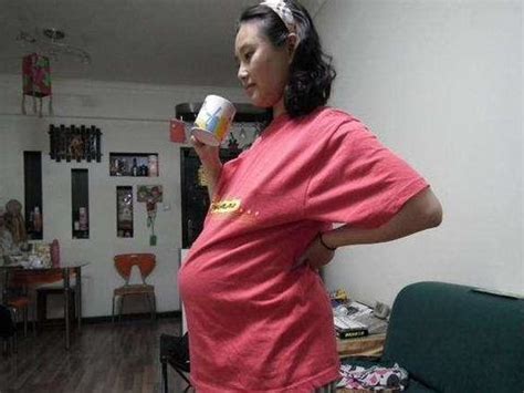 怀孕5个月的孕妇肚子有多大呢？应该注意些什么？