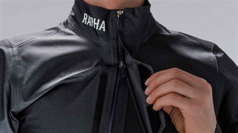 Men's Pro Team GORE-TEX Lightweight Rain Jacket | Website Rapha