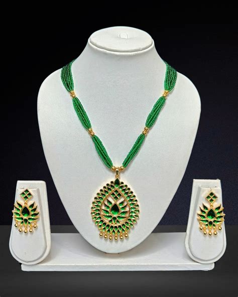 Green dugdugi set – Koina