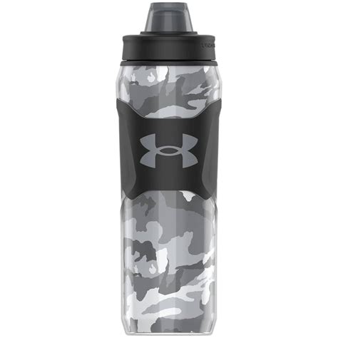 Under Armour 28oz Insulated Playmaker Squeeze Water Bottle